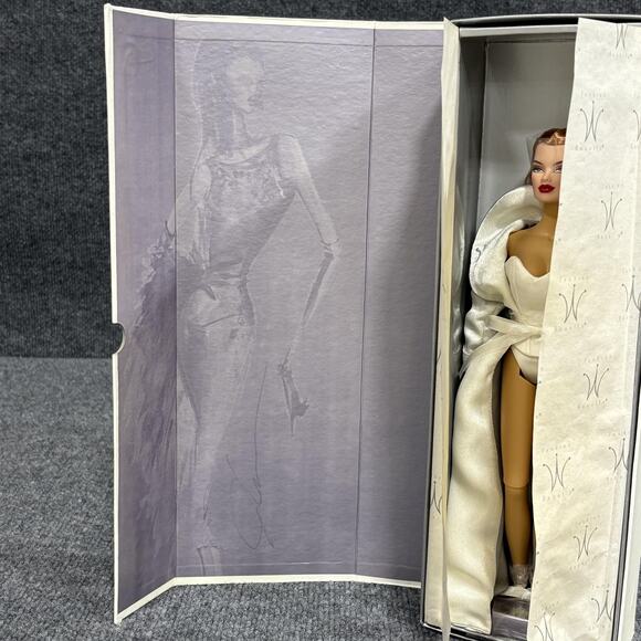 Fashion Royalty Adele Versace Limited Edition Doll Jason Wu‎ Collectible Boxed - Picture 3 of 11